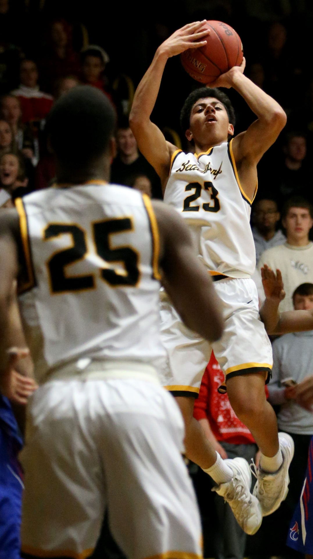 122016-Bett-Cent-boys-BBall-006